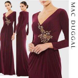 Mac Duggal - Jersey Faux Wrap Long Sleeve Gown with Applique Detail Berry Size 4